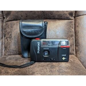 Polaroid 1000F 35mm Film Camera W/ Branded Case Uses 2 AA Batteries